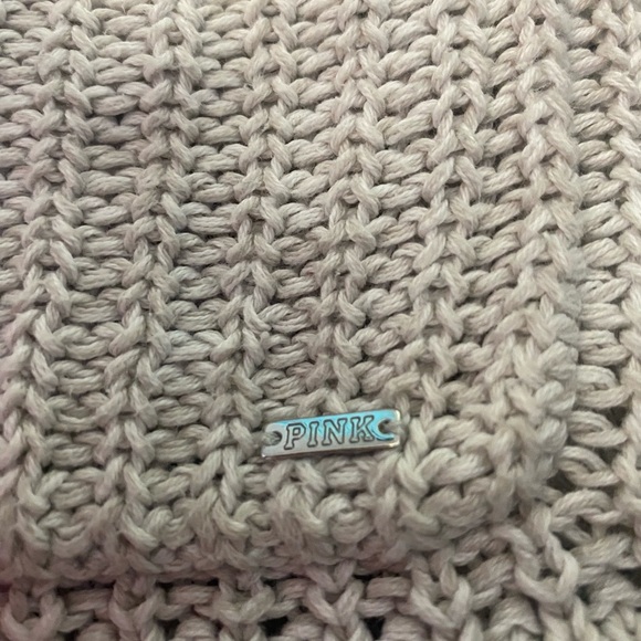 PINK Victoria's Secret Light Gray Knit Cardigan - Picture 4 of 9